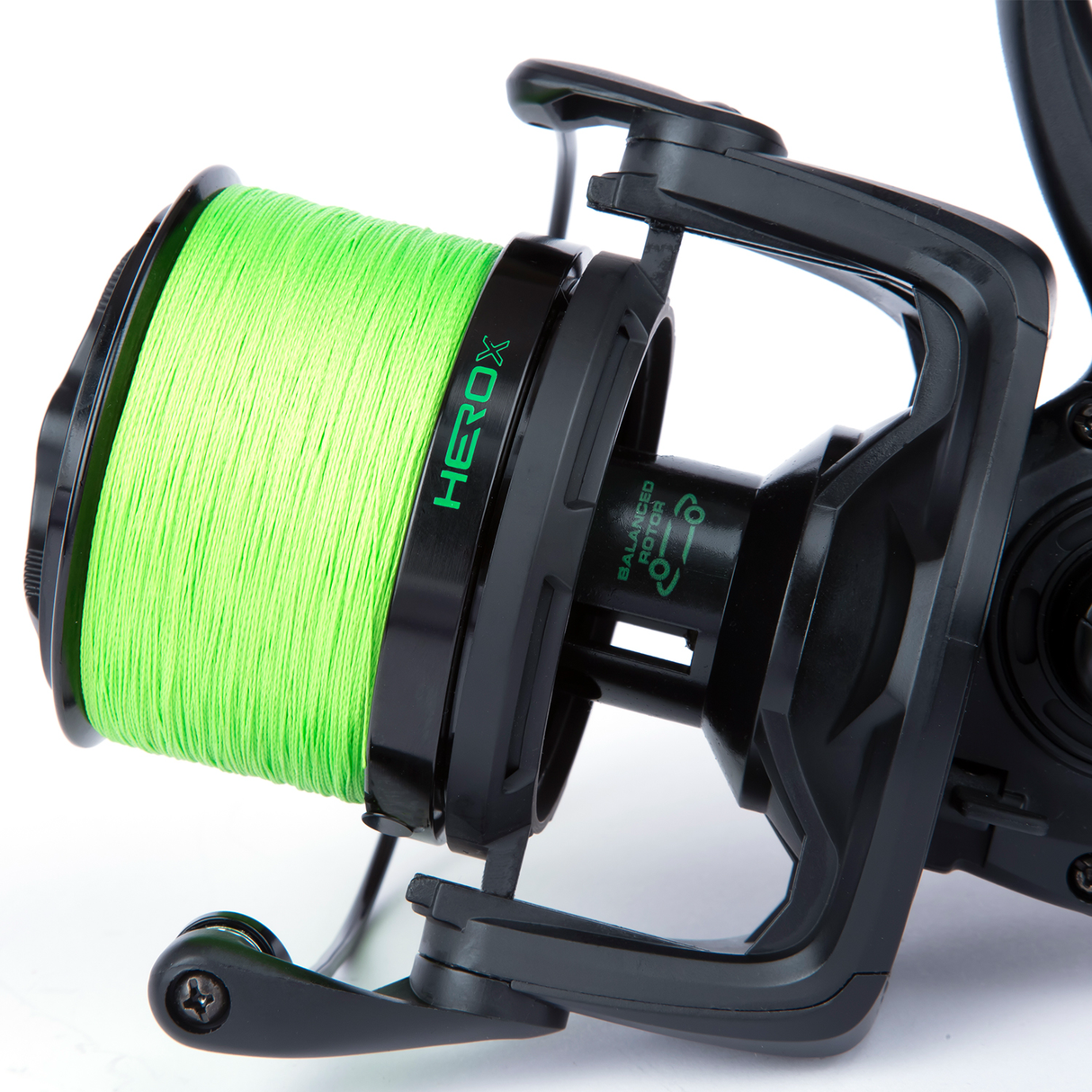 Sonik HeroX Spod Reel + 30lb Braid