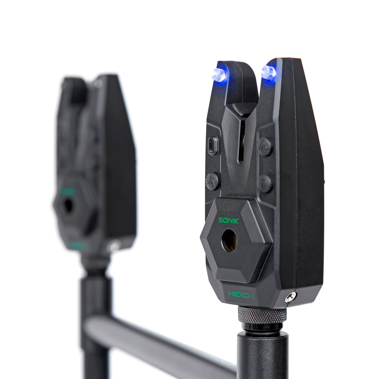 Sonik HeroX 3+1 Bite Alarm Set & Bivvy Light