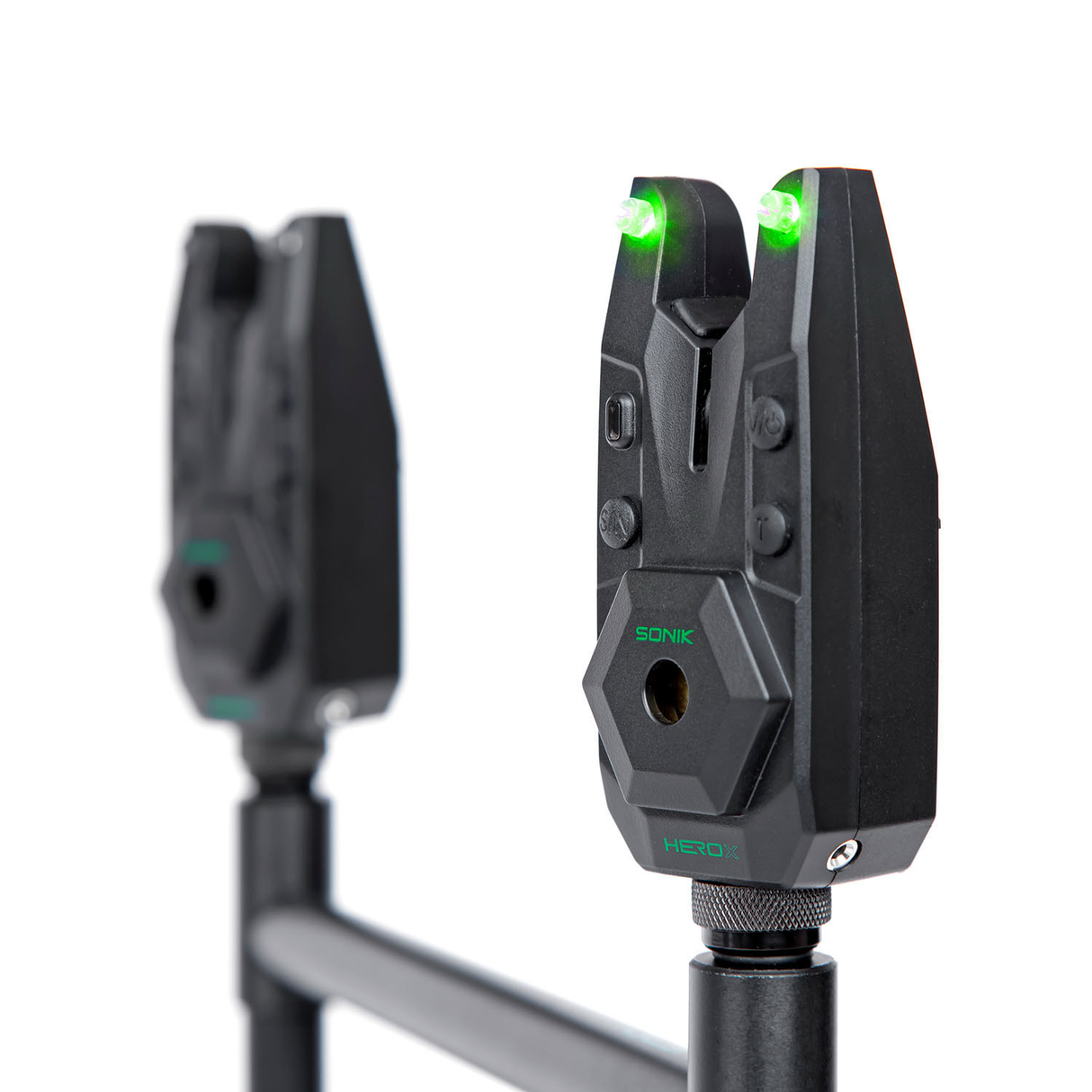 Sonik HeroX 3+1 Bite Alarm Set & Bivvy Light